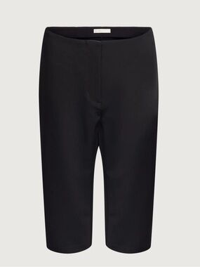 OAK + FORT Low-Rise Black Tailored Capri Pants in Black - 2